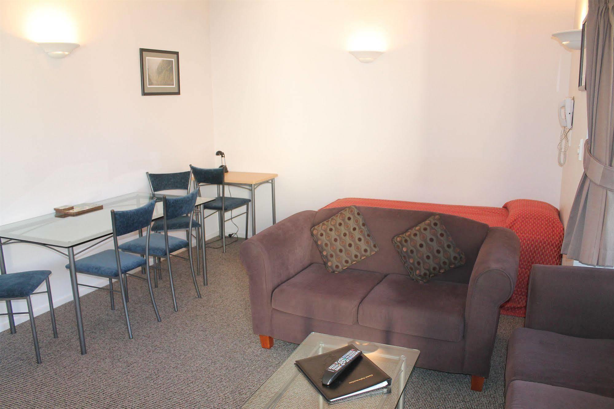 Riverview Motel Whanganui Buitenkant foto